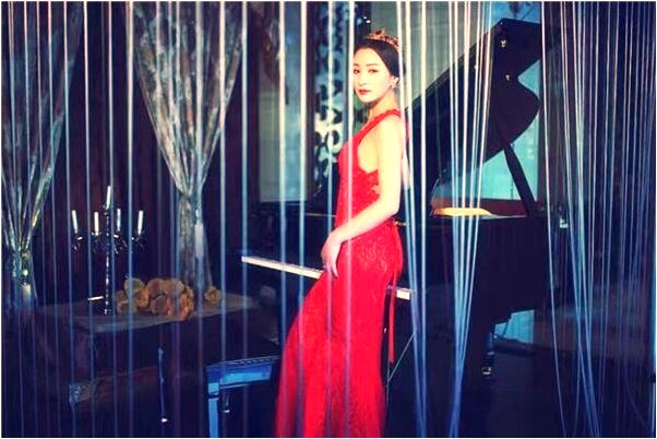 夢到了被一隻狗追著咬怎么說_周公解夢官網