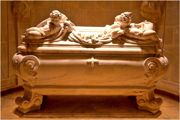 夢見嬰兒一下長大是什麼意思_周公解夢官網