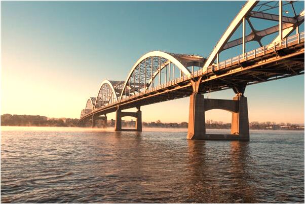 夢見搶別人錢要求別人幫忙是啥意思_周公解夢官網