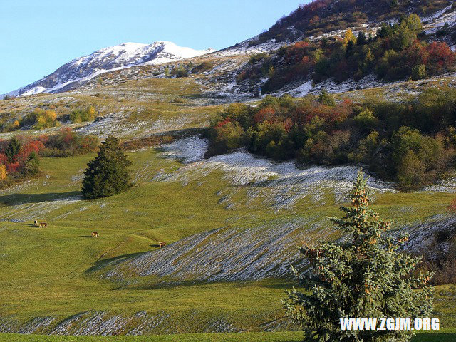 夢見很深的大黑洞_周公解夢夢到很深的大黑洞是什麼意思_做夢夢見很深的大黑洞好不好_周公解夢官網