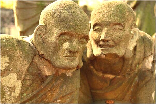 夢到了斷尾的銀蛇是凶兆還是吉兆_周公解夢官網