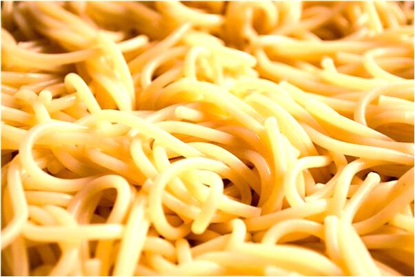 夢見圈豬兩頭是什麼意思？_周公解夢官網