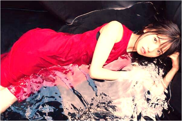 夢到太監緊抓我的腳腕有何寓意_周公解夢官網