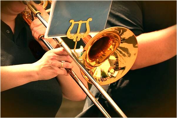 夢見親人被恐龍吃掉預示著什麼_周公解夢官網