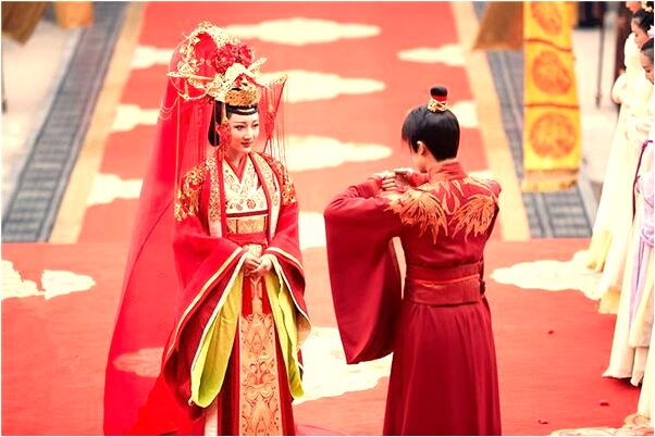 夢見男女裸身交嫣有什麼意義嗎_周公解夢官網