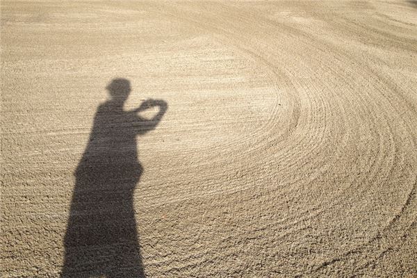 夢到了自己的影子有什麼預示嗎_周公解夢