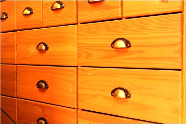 夢到了騎車進水裡摔倒會是什麼預兆_周公解夢官網