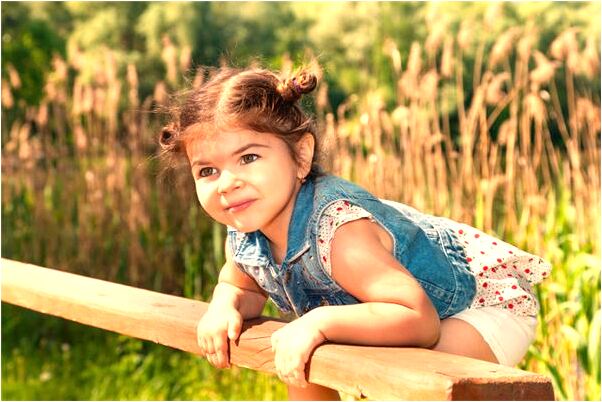 夢見看到女穿著紅色內褲怎么回事_周公解夢官網