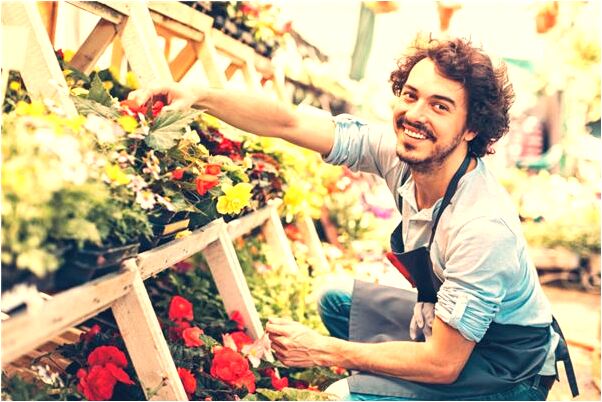 夢見墳墓前有水是什麼徵兆_周公解夢官網