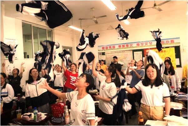 夢見老婆借錢是啥預兆_周公解夢官網