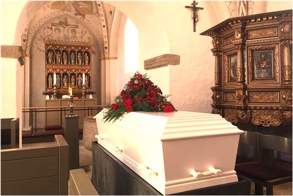 夢到從床門裡爬出上床想睡覺是啥預兆_周公解夢官網