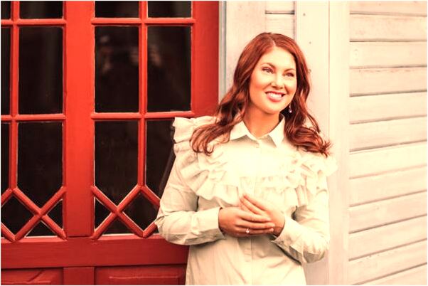 夢見和美女逛江邊什麼寓意_周公解夢官網