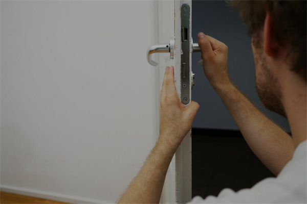 夢到了鎖不上門會是什麼預兆_周公解夢