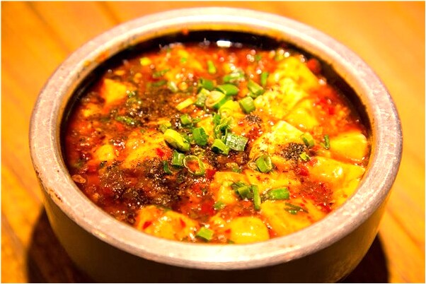 夢見母親和已故姥姥吃鵝肉意味著什麼_周公解夢官網