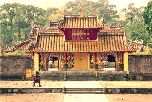 夢到了自己車裡有個死人是什麼兆頭_周公解夢官網