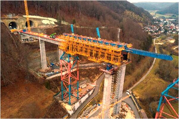 夢到神龜背著我游在水裡有什麼含義_周公解夢官網