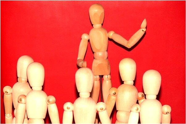 夢到全家人去別人家吃飯有什麼意思嗎_周公解夢官網