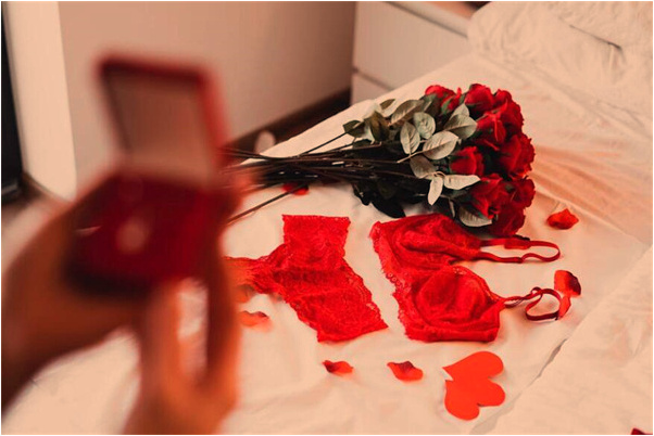 夢到半夜出門解大便是啥預兆_周公解夢官網