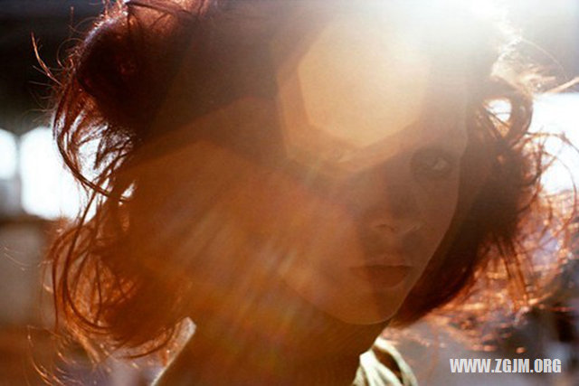 夢見別人用刀刺我_周公解夢夢到別人用刀刺我是什麼意思_做夢夢見別人用刀刺我好不好_周公解夢官網