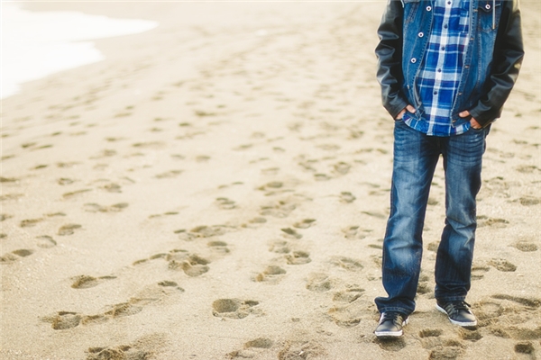 夢見褲襠開線有什麼徵兆_周公解夢