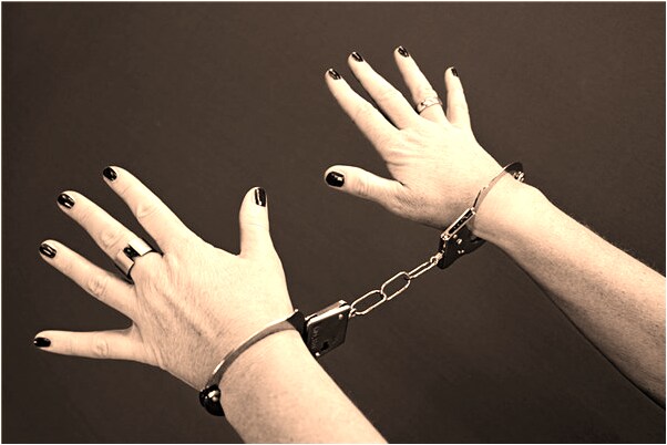 夢到樹枝快斷結果沒斷代表著什麼_周公解夢官網