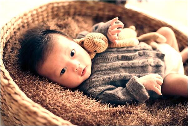 夢到了有人踢足球摔死了會是什麼預兆_周公解夢官網