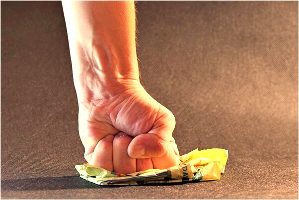 夢見自已在市場又站又行有什麼預示嗎_周公解夢官網