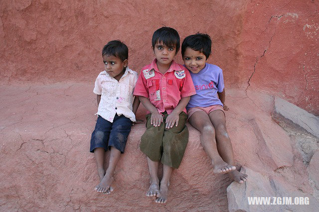 夢見別人披麻戴孝_周公解夢夢到別人披麻戴孝是什麼意思_做夢夢見別人披麻戴孝好不好_周公解夢官網