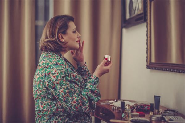 65年屬蛇人2020年運勢_十二生肖