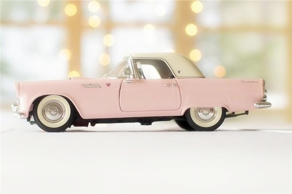 夢到了夢中開著車碰住小孩是什麼意思_周公解夢