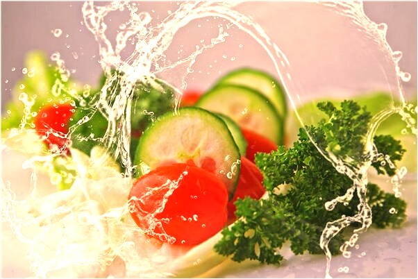 夢見手抱小女孩是什麼徵兆_周公解夢官網