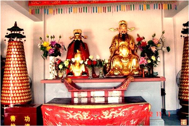 夢到了螞蟻在自己身上下蛋是什麼徵兆_周公解夢官網