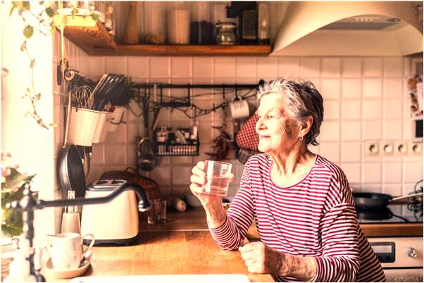 夢到故去親人上穿黃下穿綠是怎么回事_周公解夢官網