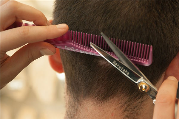 夢見梳子斷齒是什麼意思_周公解夢