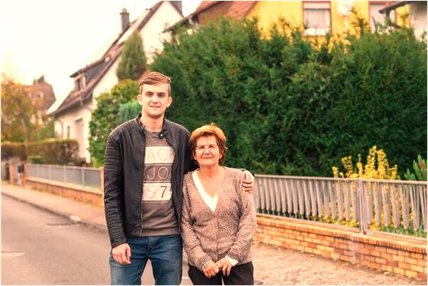 夢到了和窮人吃飯有什麼寓意嗎_周公解夢官網