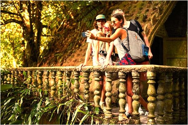 夢到了寫字樓門口被保全趕是啥預兆_周公解夢官網