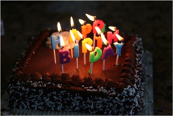 夢到了送父親紫色圍脖有什麼預示嗎_周公解夢官網