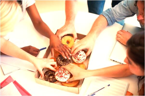 夢見身上發癢會是什麼預兆_周公解夢官網