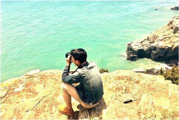 夢到了化妝穿綠色絲綢長袍演出服是什麼啟示_周公解夢官網