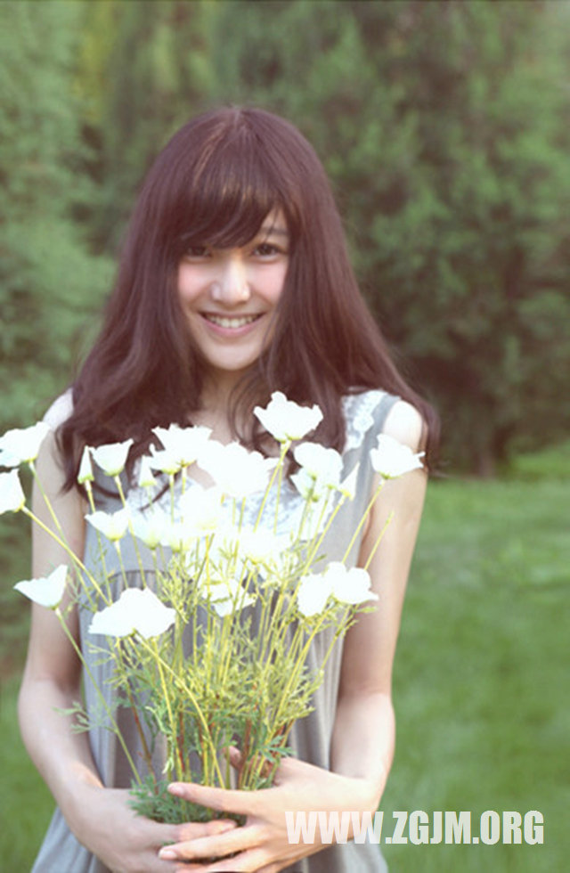 夢見狗狗跑上二樓_周公解夢夢到狗狗跑上二樓是什麼意思_做夢夢見狗狗跑上二樓好不好_周公解夢官網