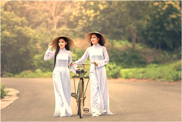 夢到了自己與急速火車迎面相撞怎么回事_周公解夢官網