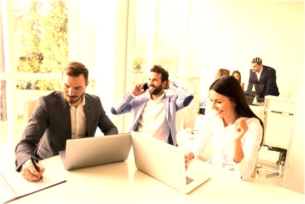 夢見從樓上掉下小花傘有什麼說法_周公解夢官網