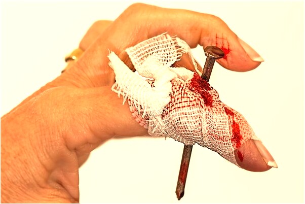 夢到了己故奶奶抱著我小是什麼預兆？_周公解夢官網