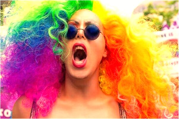 夢到了坐汽車回家是好的徵兆嗎_周公解夢官網