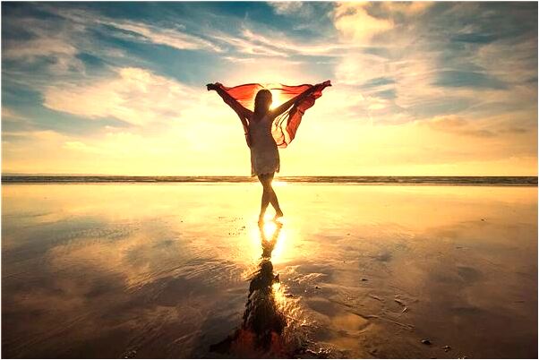 夢見腳破個大口子預示著什麼_周公解夢官網