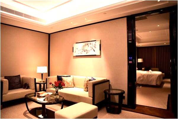 夢見在世老人去世會有什麼預兆_周公解夢官網