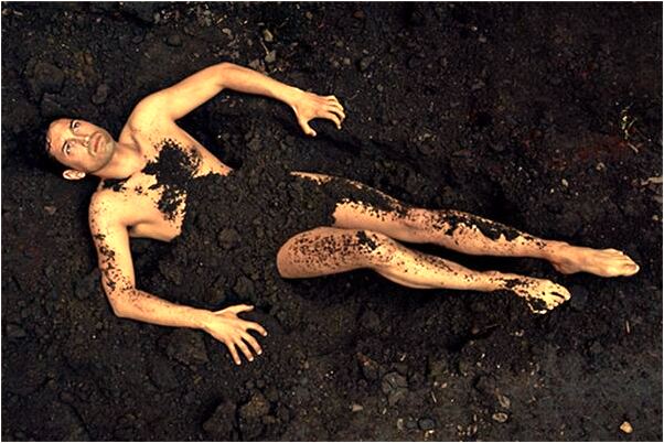 夢到親吻小女孩後惹上麻煩代表著什麼？_周公解夢官網