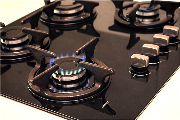 夢到了腳指甲出血是什麼預兆_周公解夢官網