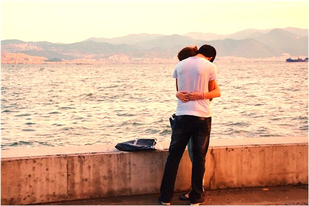 夢到看見有人帶白色長圍巾是咋回事_周公解夢官網