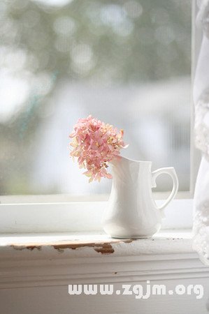 受不了男生太小氣的12星座女生_十二星座